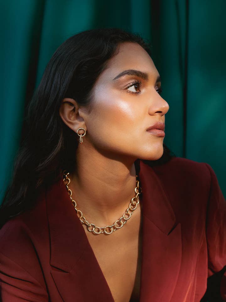 Dalila Mini Øreringe - Håndlavet i Kenya for engroshandel hos Umutoni