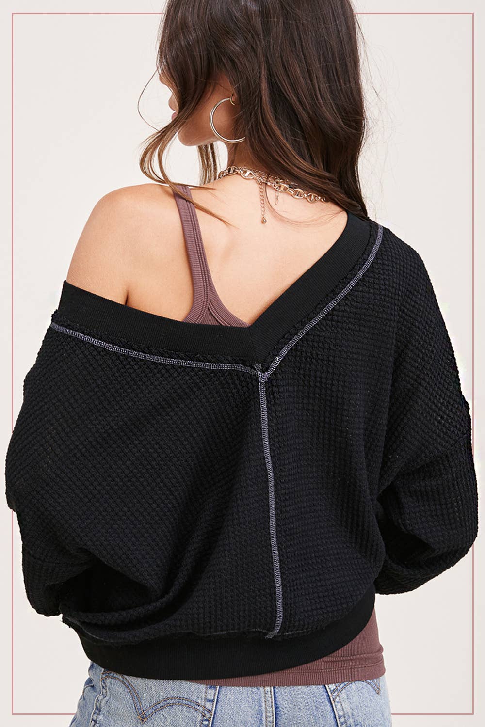 La Miel – Großhandel Strickoberteil – Damen – JLT7410-Langarmshirt mit Waffelstruktur und V-Ausschnitt in lockerer Passform2