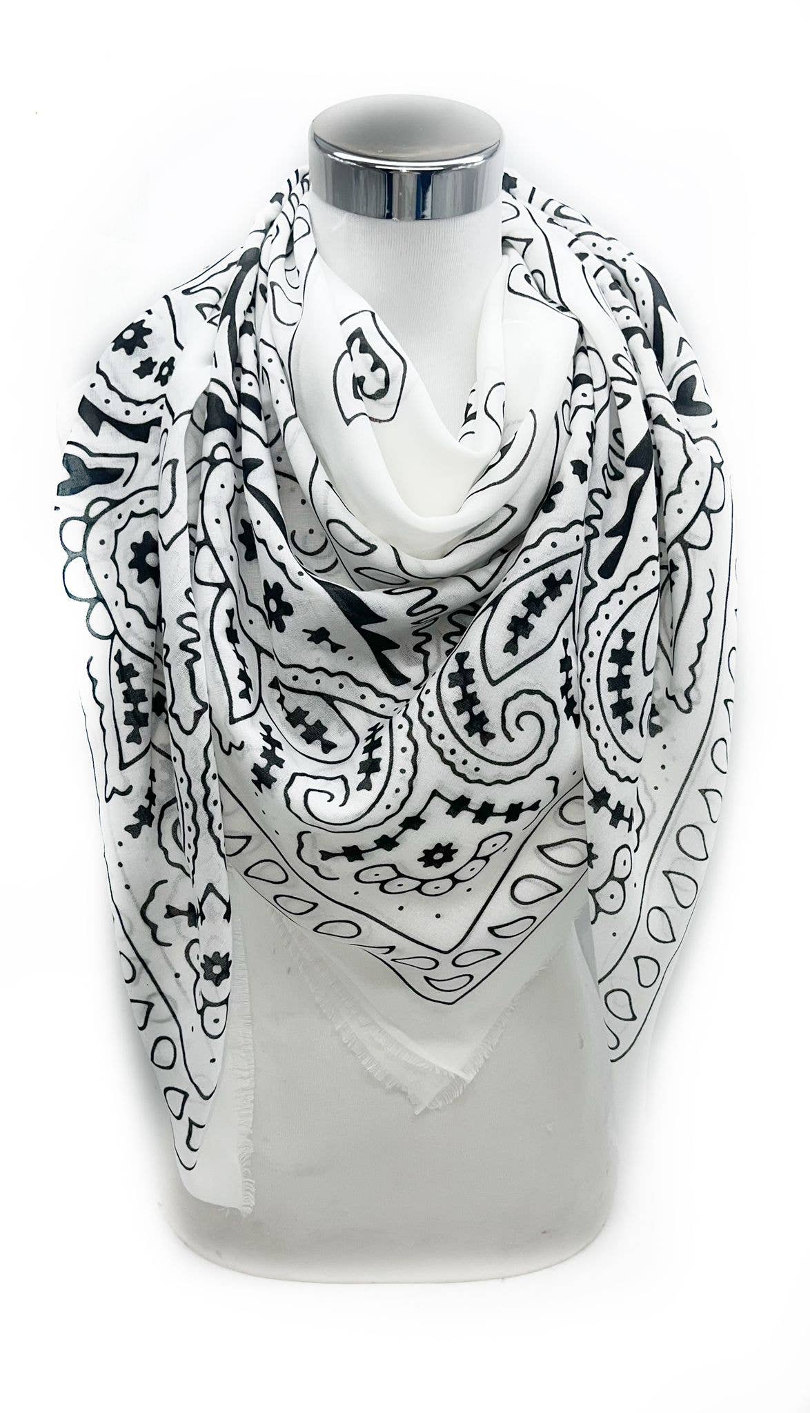 LINETA - Vente Écharpe – femme - 46735-A5 Foulard grand carré motif bandana 2