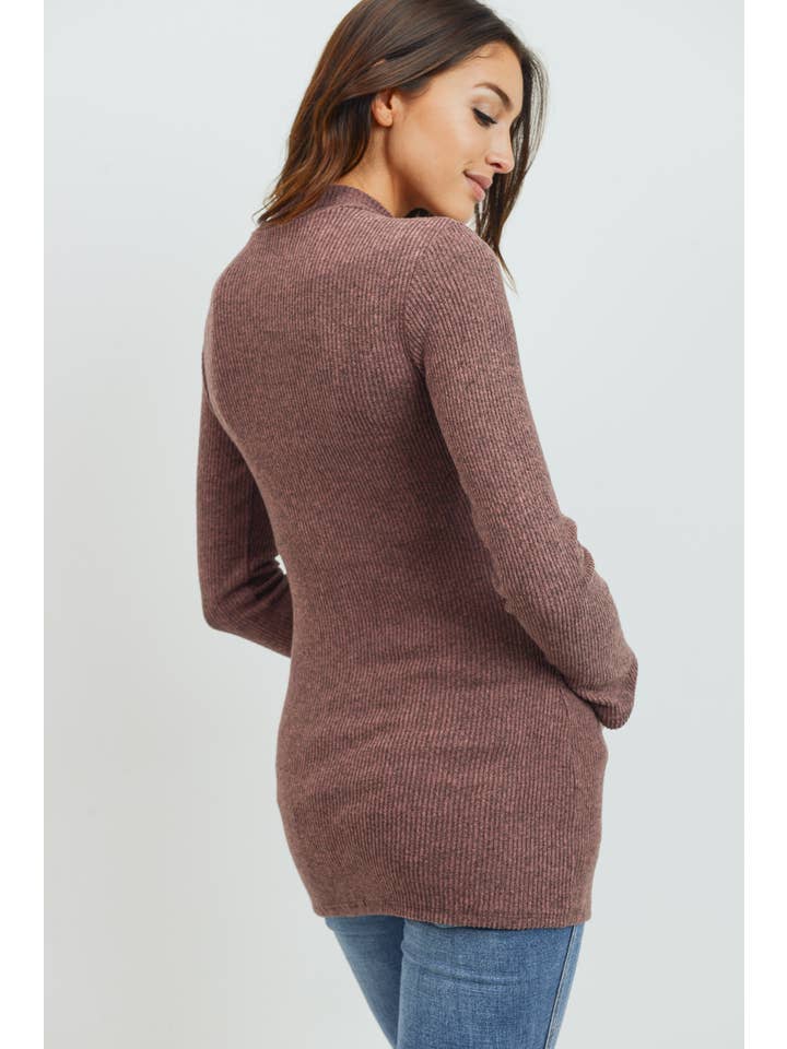 Hello Miz - Vente Haut - Top côtelé de maternité à col montant et manches longues5