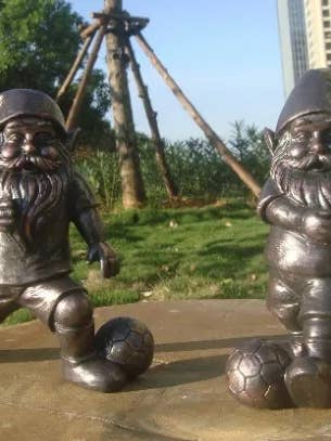 Miniature Tennis Bronze for wholesale by ABitQuackers