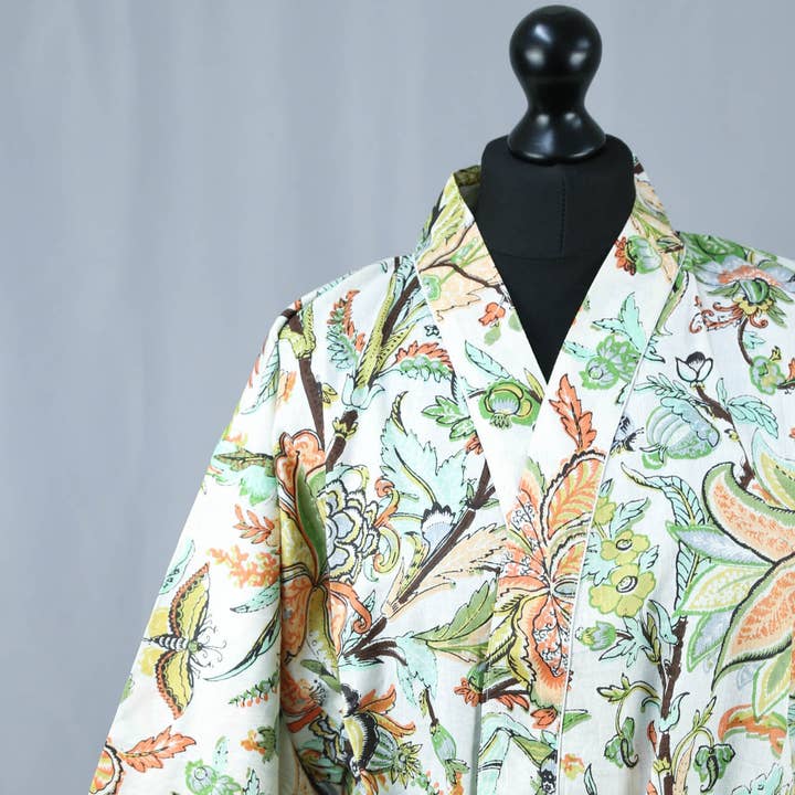 Peignoir kimono en coton - Blanc pêche clair pour la vente par Kantha Decor