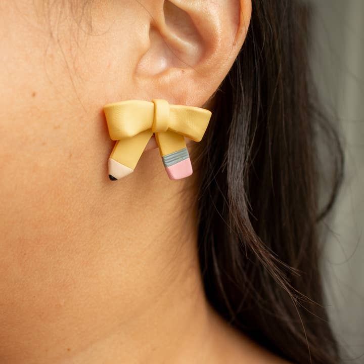 Indigo Clay Jewelry – Brincos de pino por atacado – Lápis com tachas de grandes dimensões, brincos de professor de volta às aulas1