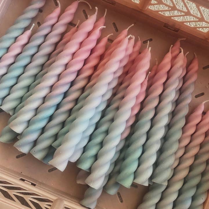 SoieLondon - Wholesale Tapered Candle/Candlestick - Ombre Blue and Pink Twirl Candle sticks Set. Vegan, soy