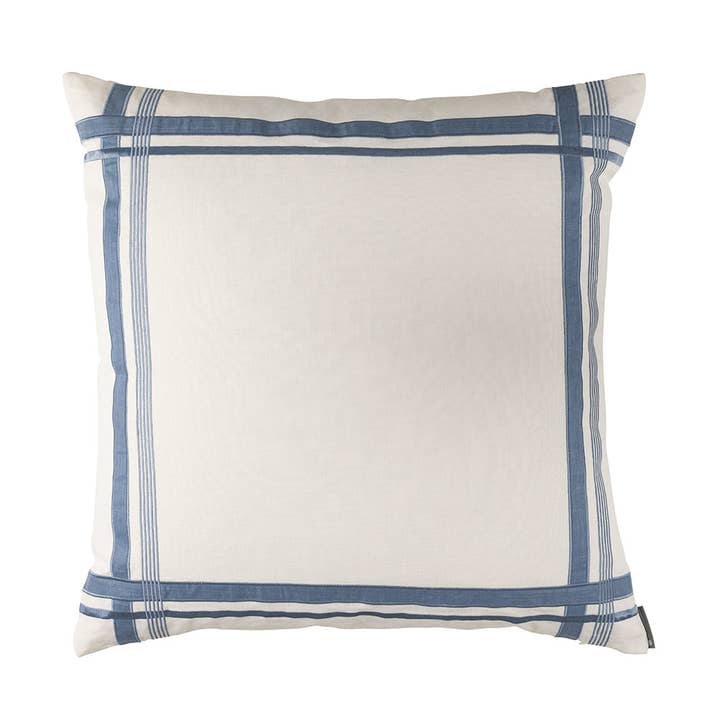 Oliver Euro Kussen Wit Zeeglas 26x26 voor wholesale door Lili Alessandra