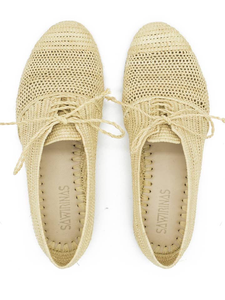 SNÖRNING SKO för wholesale av sawirinas