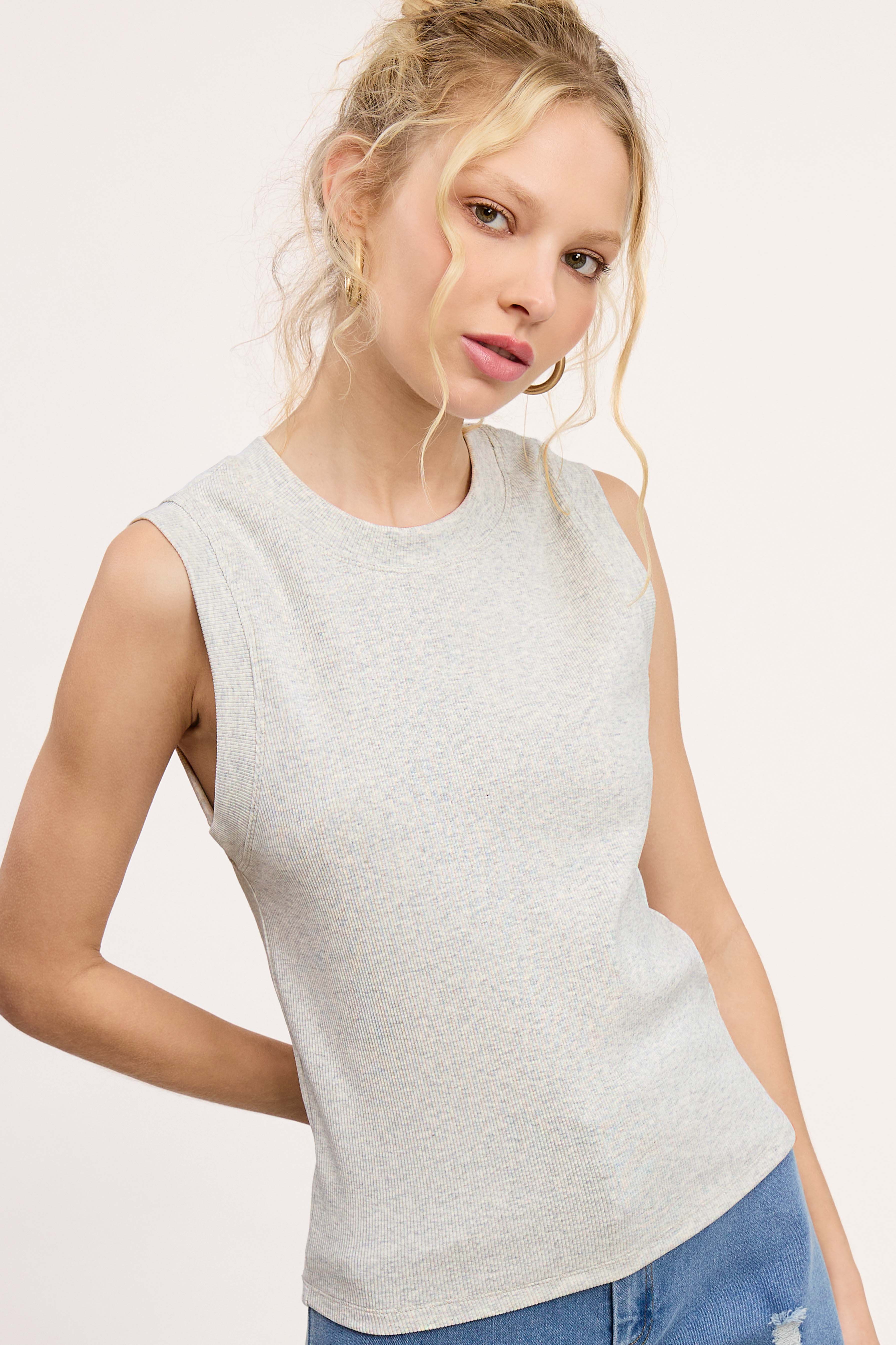 La Miel - Wholesale Tank Top - Women's - HUT7340-Stretchy Basic Ribbed Sleeveless Crew Neck Top8