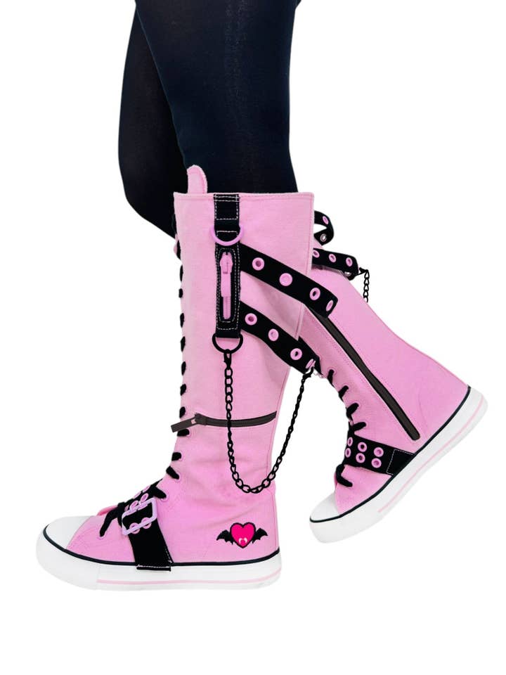 YRU Shoes - Wholesale Lifestyle Sneakers - Women's - RAWR XD DRACULAURA - PINK/BLACK4