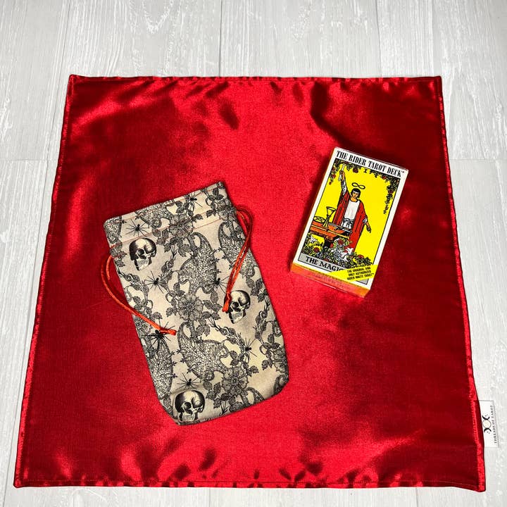 Threads of Tarot - Wholesale Tarot Cards - Tarot Gift Set: Deck, Bag, & Cloth For Birthday or Christmas3