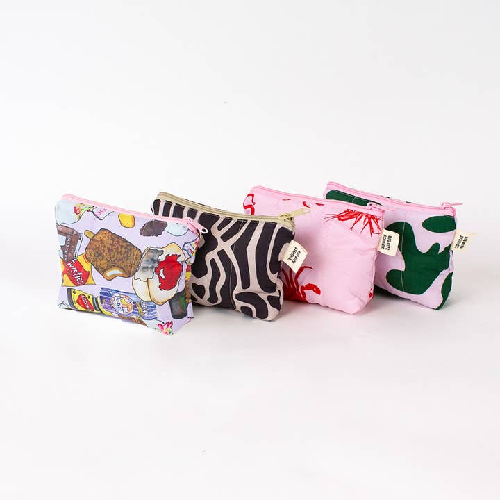 HAPPY POUCH CLUB — LITEN ZIPPY PUFFY POUCH för wholesale av Big Bite Studios