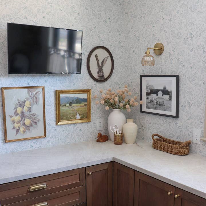 Bronwyn Tapet af Anna Black Creative for engroshandel hos Loomwell Home Goods