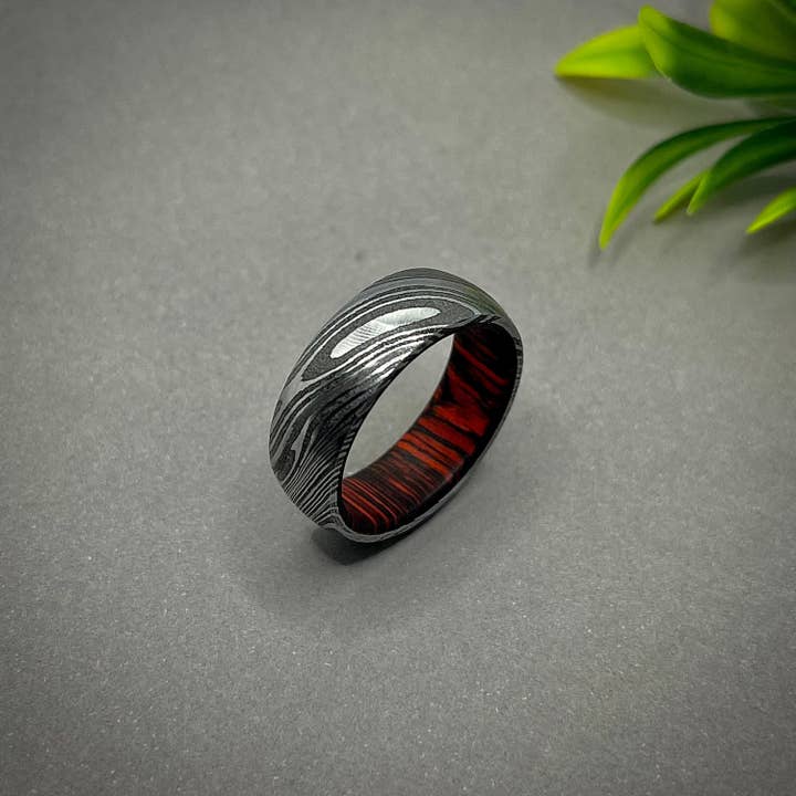 RustyStudioUSA - Vendita all'ingrosso Anello midi/a fascia - Anello Damasco Uomo, Anello Damasco, Anello di Nozze Uomo, Anello Uomo, Anello in Acciaio Damasco, Fasce in Acciaio Damasco, Anelli in Acciaio Damasco, Anelli Donna2