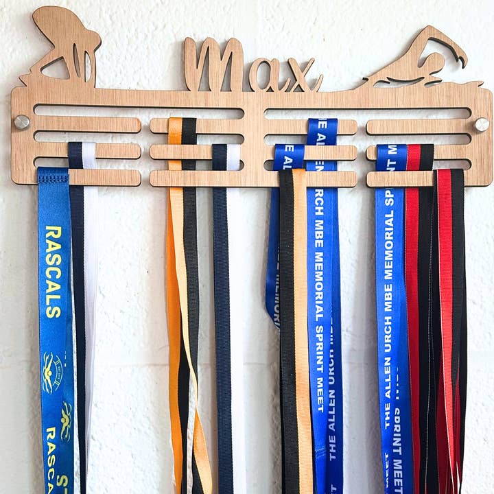 Harwill and Fox - Vendita all'ingrosso Decorazione da parete 3D - Portamedaglie Personalizzato per Nuoto2