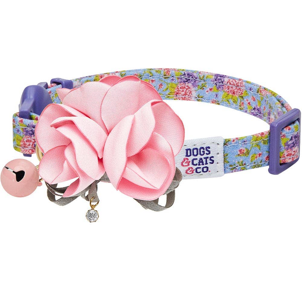 Blueberry Pet – wholesale Pet collar – Cat – Dogs & Cats & Co. A Scent of Spring Balloon Flower Cat Collar9