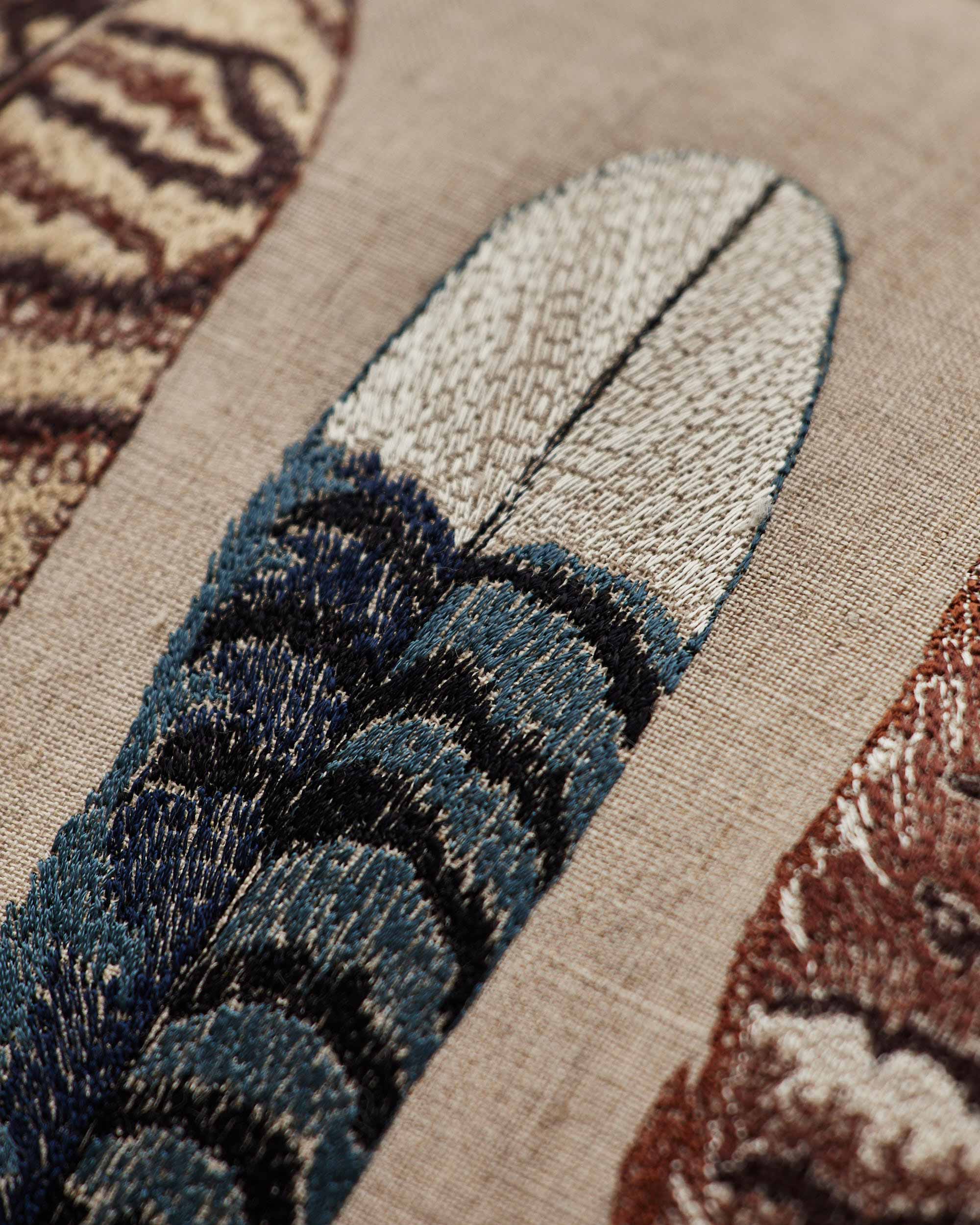 Coral & Tusk – Engroshandel Pyntepude – Medium fjer pude2