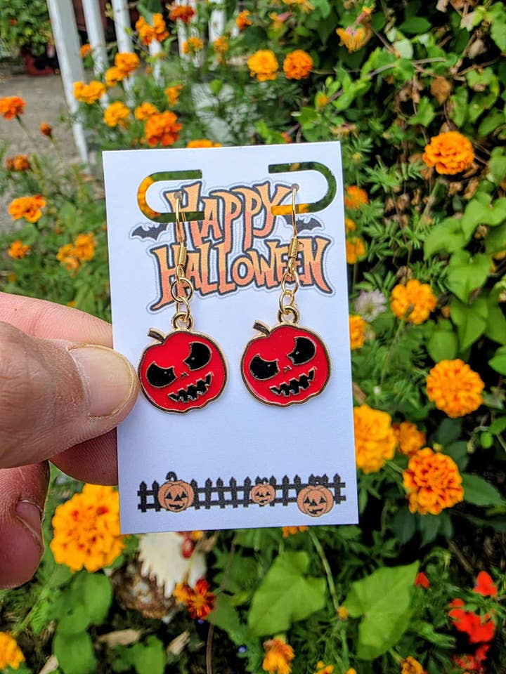 Brincos Pendentes de Abóbora Vermelha de Halloween Jack-O’-Lantern por atacado de Bad Apple Designs