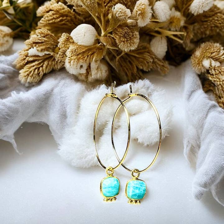 Orecchini in oro amazzonite per la vendita all'ingrosso da parte di TOURMALYN