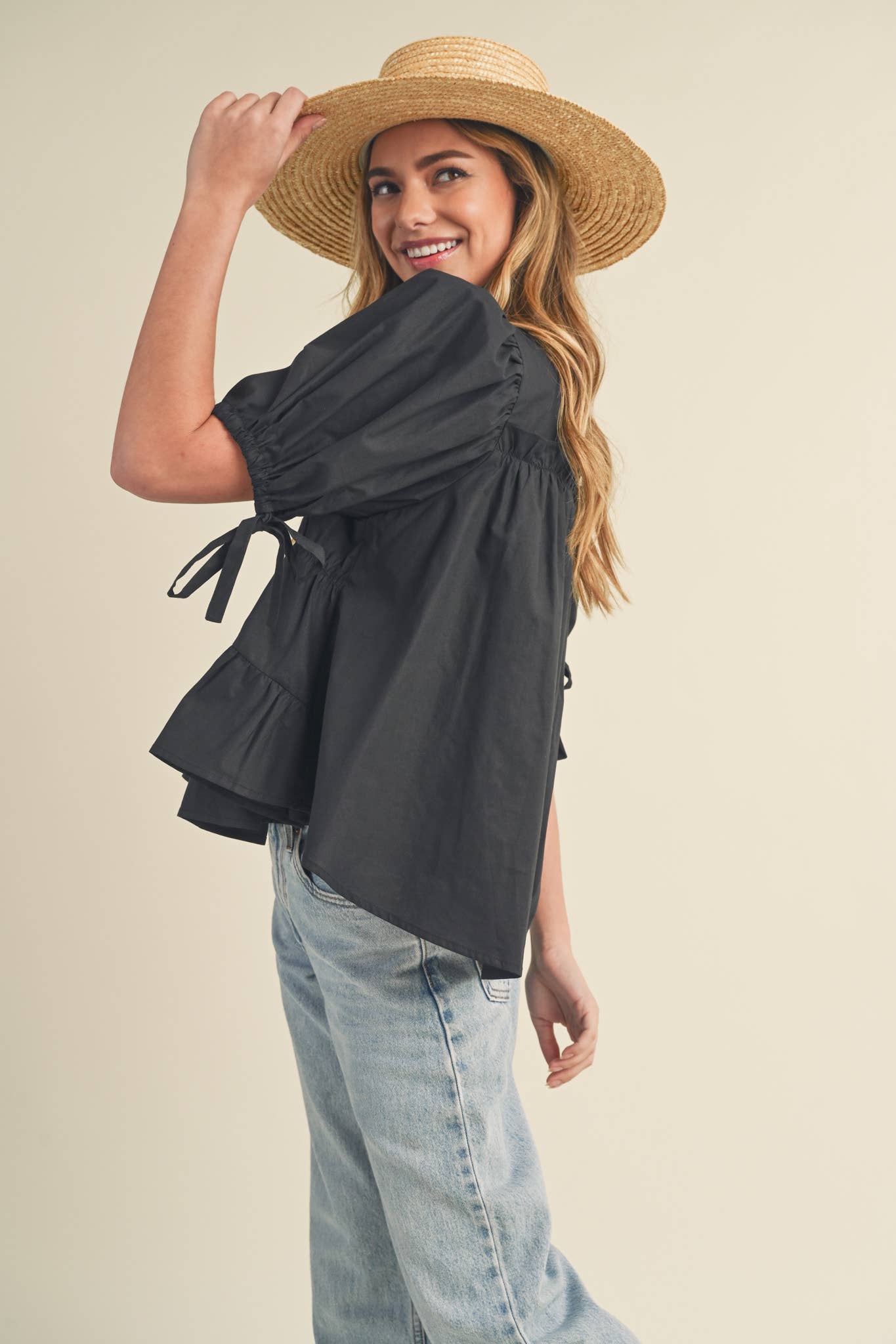 &MERCI - Wholesale Blouse - Women's - TIERED SHIRRING PUFF SLEEVE TOP MTP308160