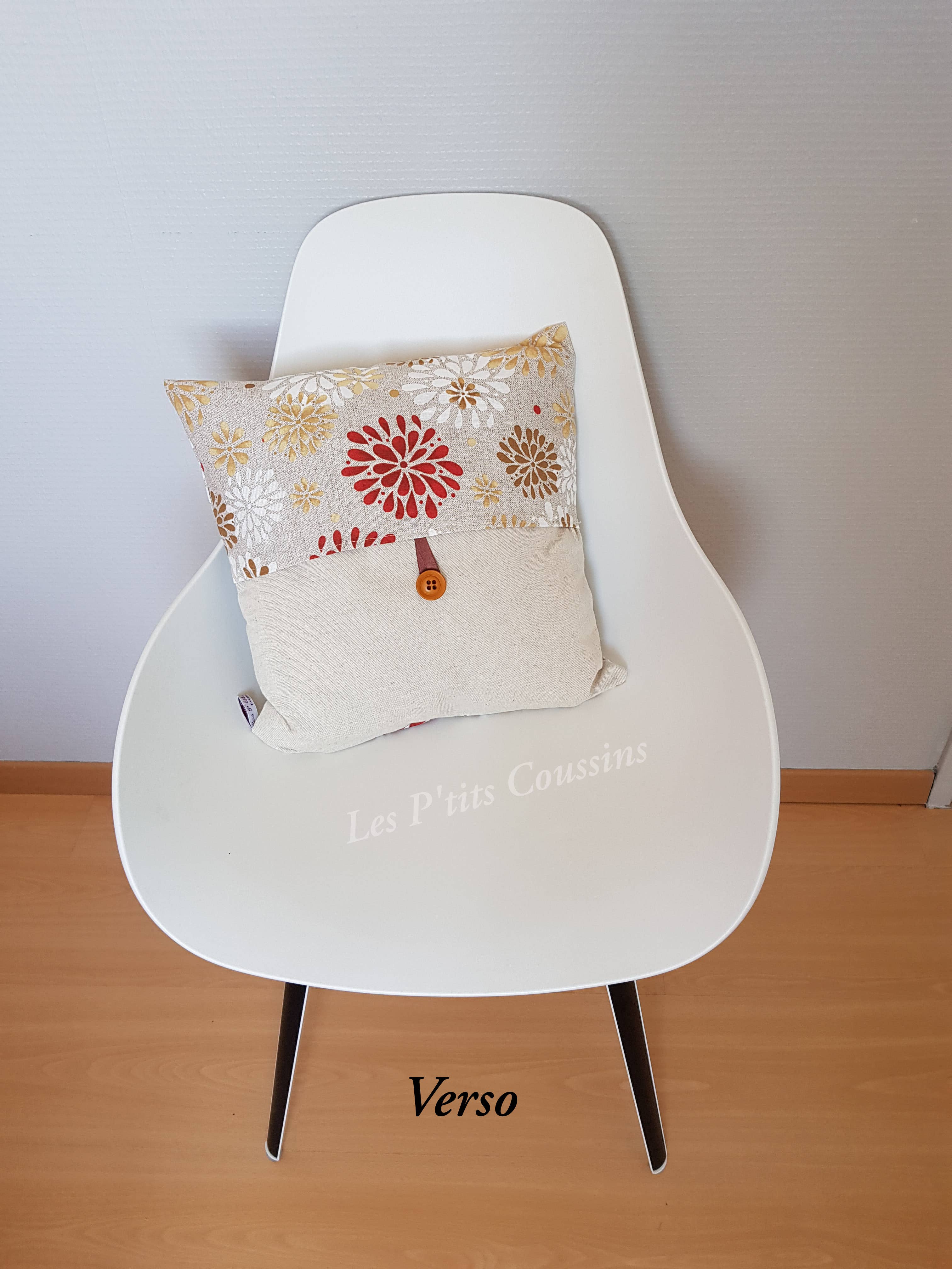 Les P'tits Coussins – wholesale Dekorativ kudde – Dekorativ kudde med rosetter och blommor2