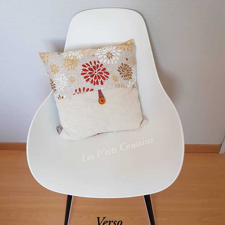 Les P'tits Coussins – wholesale Dekorativ kudde – Dekorativ kudde med rosetter och blommor2