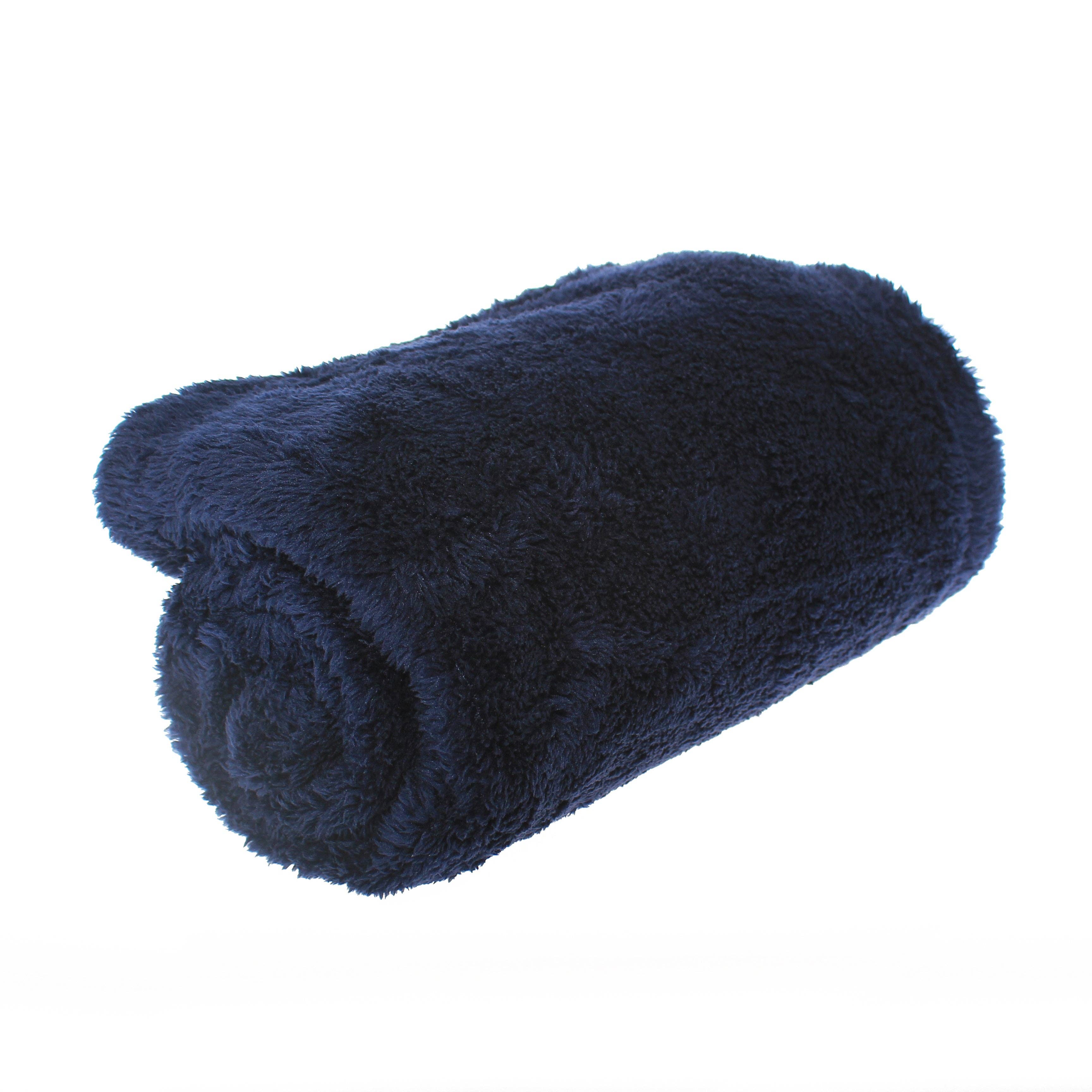 Pet Wiz - Wholesale Pet Blanket - Cat/Dog - Fluffy Fleece Blanket - Soft & Warm Throw for Dogs & Cats1