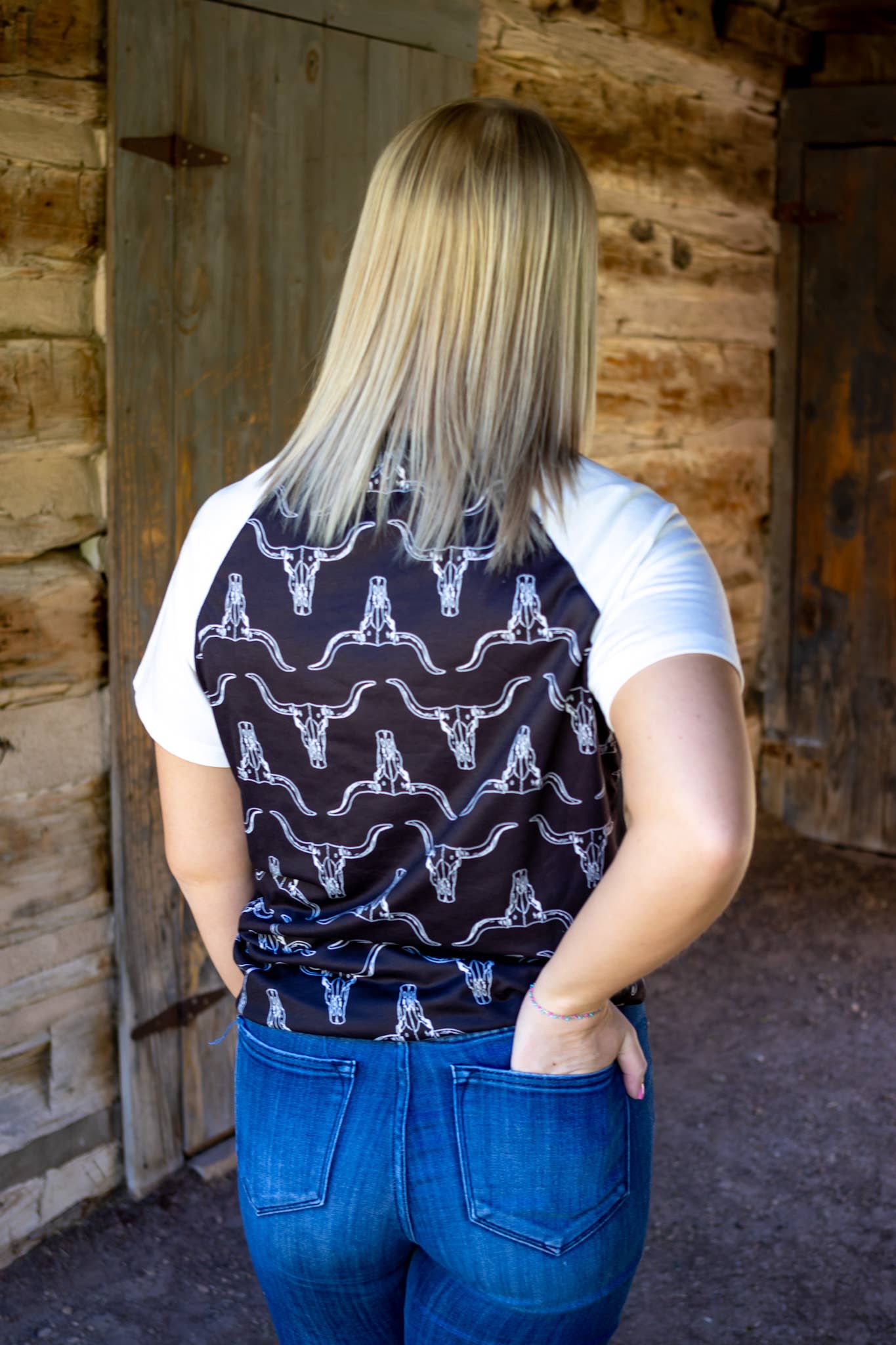 Rockin A Design - Wholesale T-Shirt - Women's - Western steer skull 3D embroidered top1