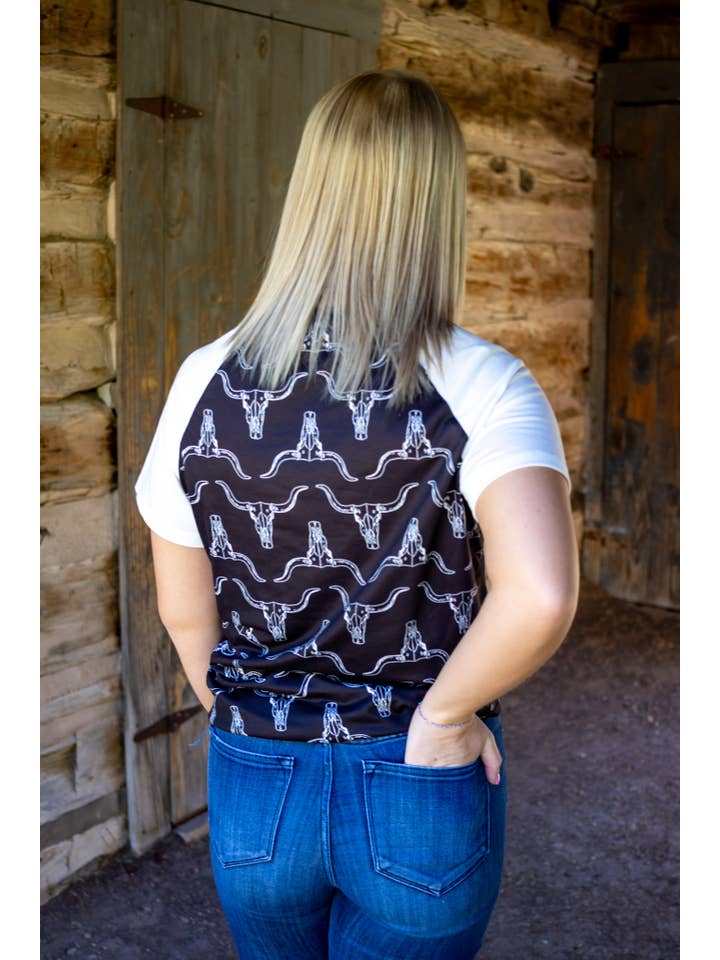 Rockin A Design - Wholesale T-Shirt - Women's - Western steer skull 3D embroidered top1