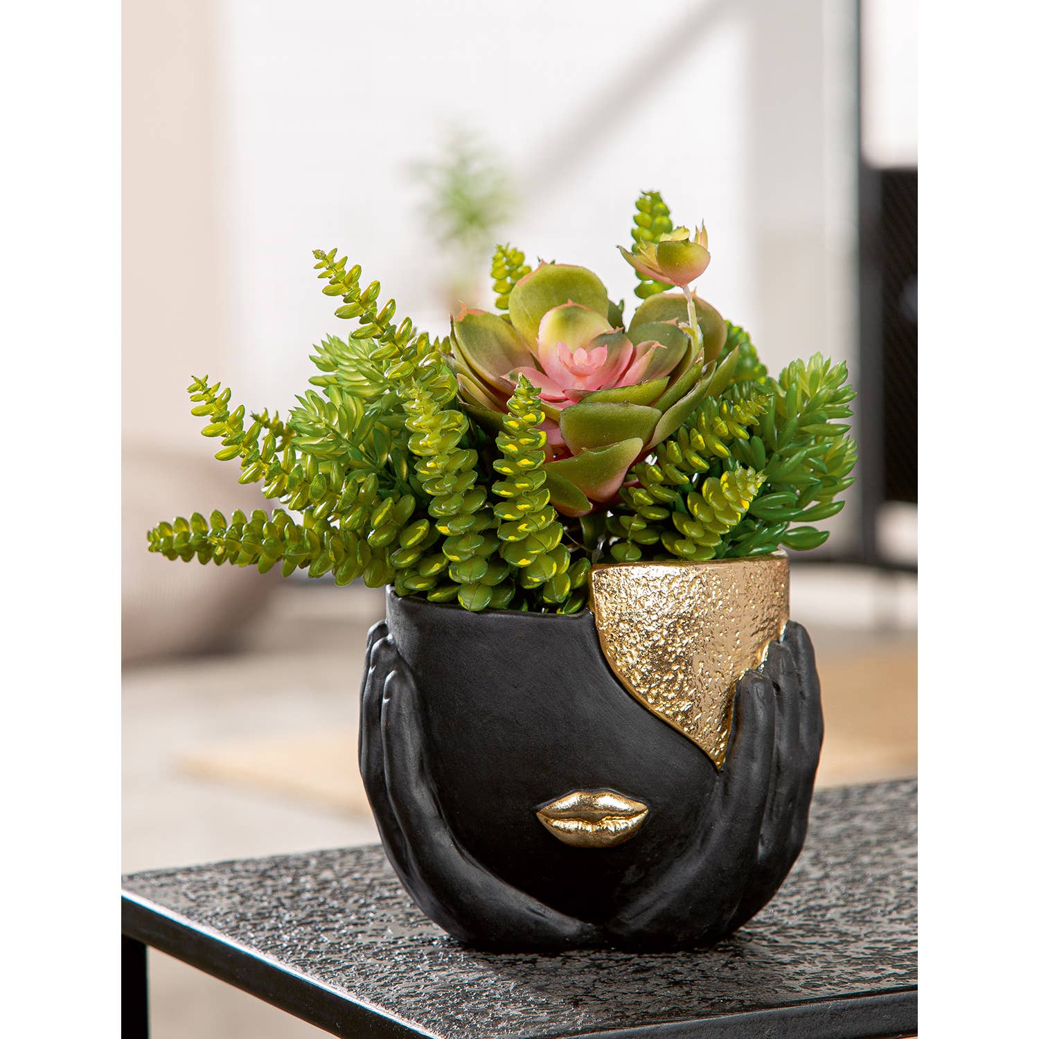 Face planter Vogue black H. 12 cm, PU 6 for wholesale on Faire1