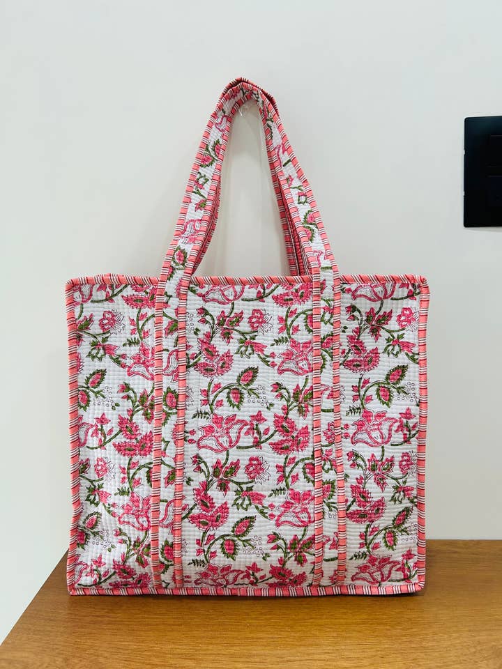 Cotton Quilted Tote Bag Floral Block Print Market Bag for wholesale by Meghcraft
