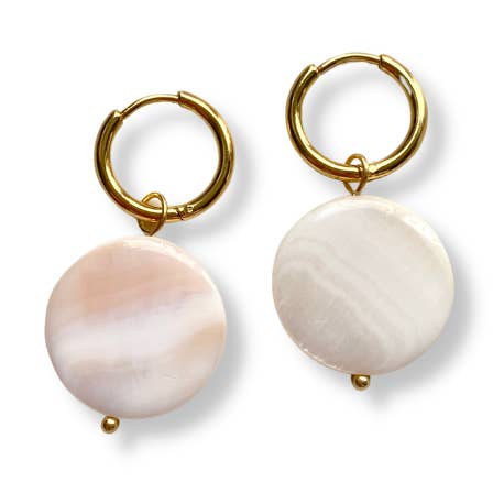 Fancy Shell Earrings - Gold for wholesale by TOMMASINI