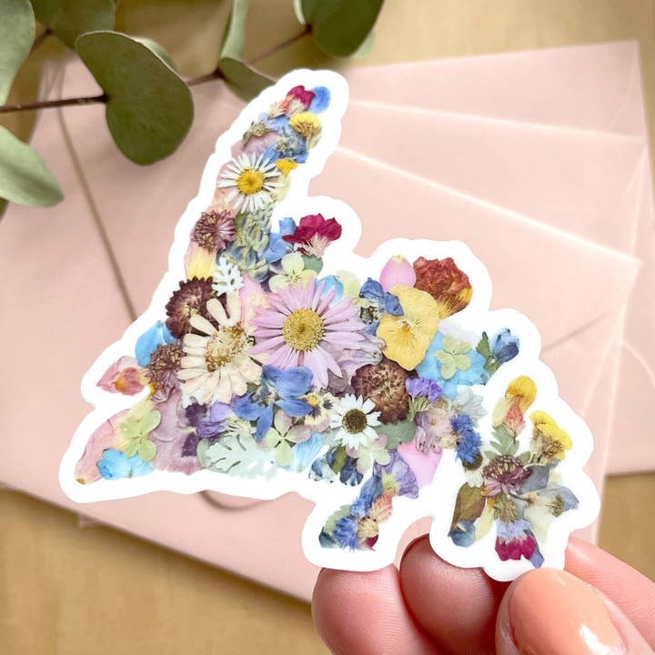 Carte de Terre-Neuve Fleurs Pressées, Autocollant 3" pour la vente par Seek & Bloom Creative Co.
