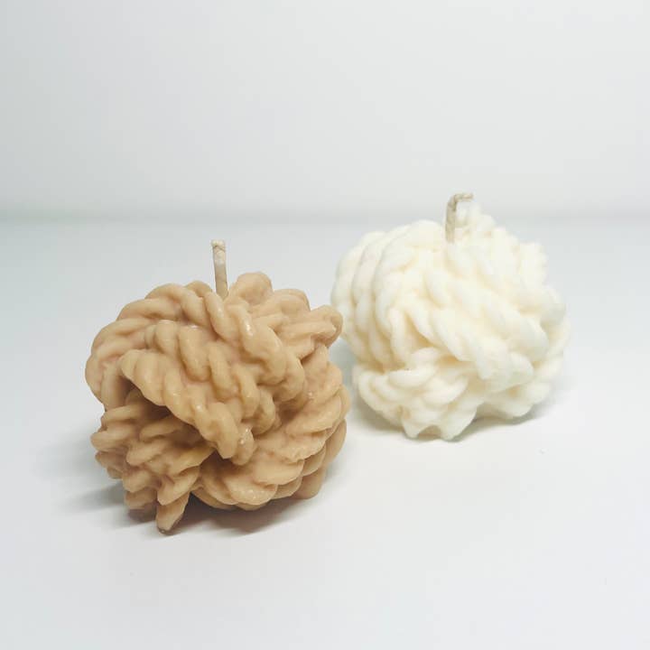 Ball of wool candle for wholesale by Meli beauty