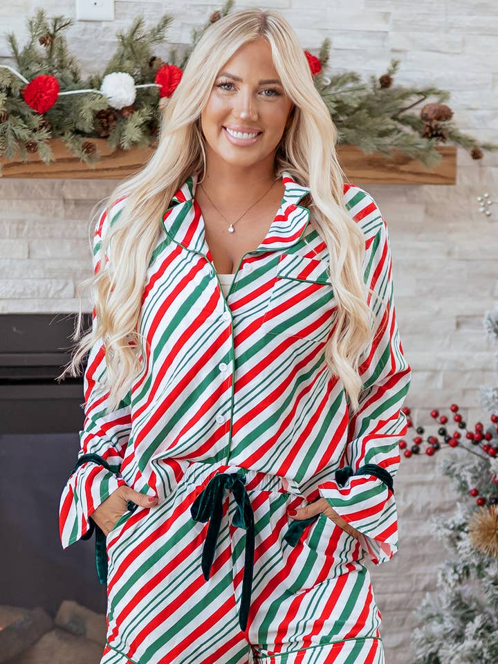 Ensemble de pyjama 2 pièces Tavy Noël pour la vente par Poppy Lee Lane
