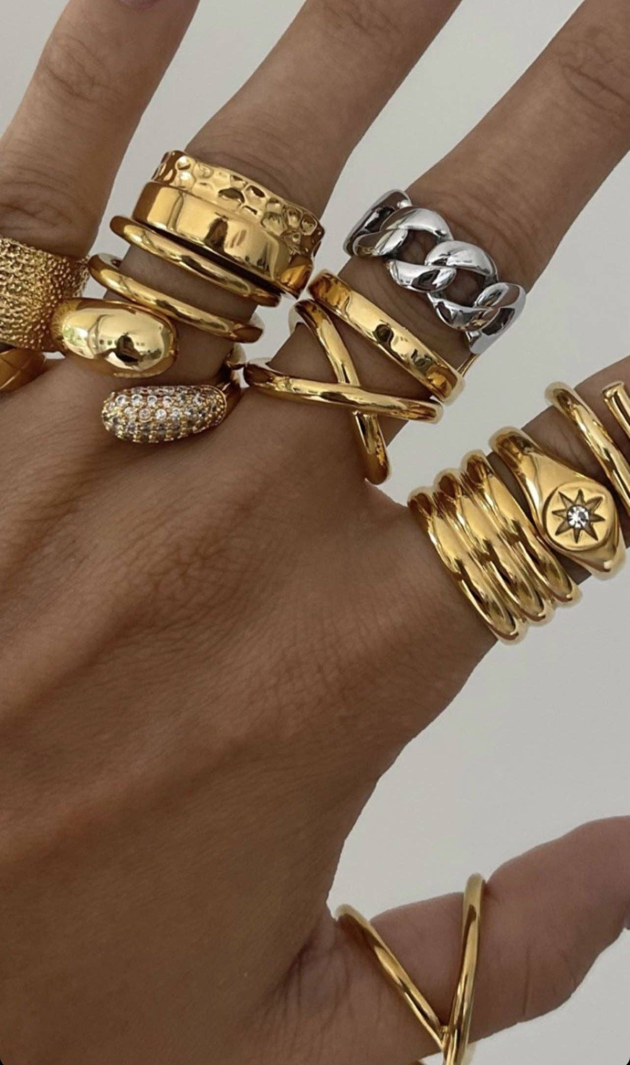 Sahira Jewelry Design – wholesale Band/Stackad Ring – Anna Ring3