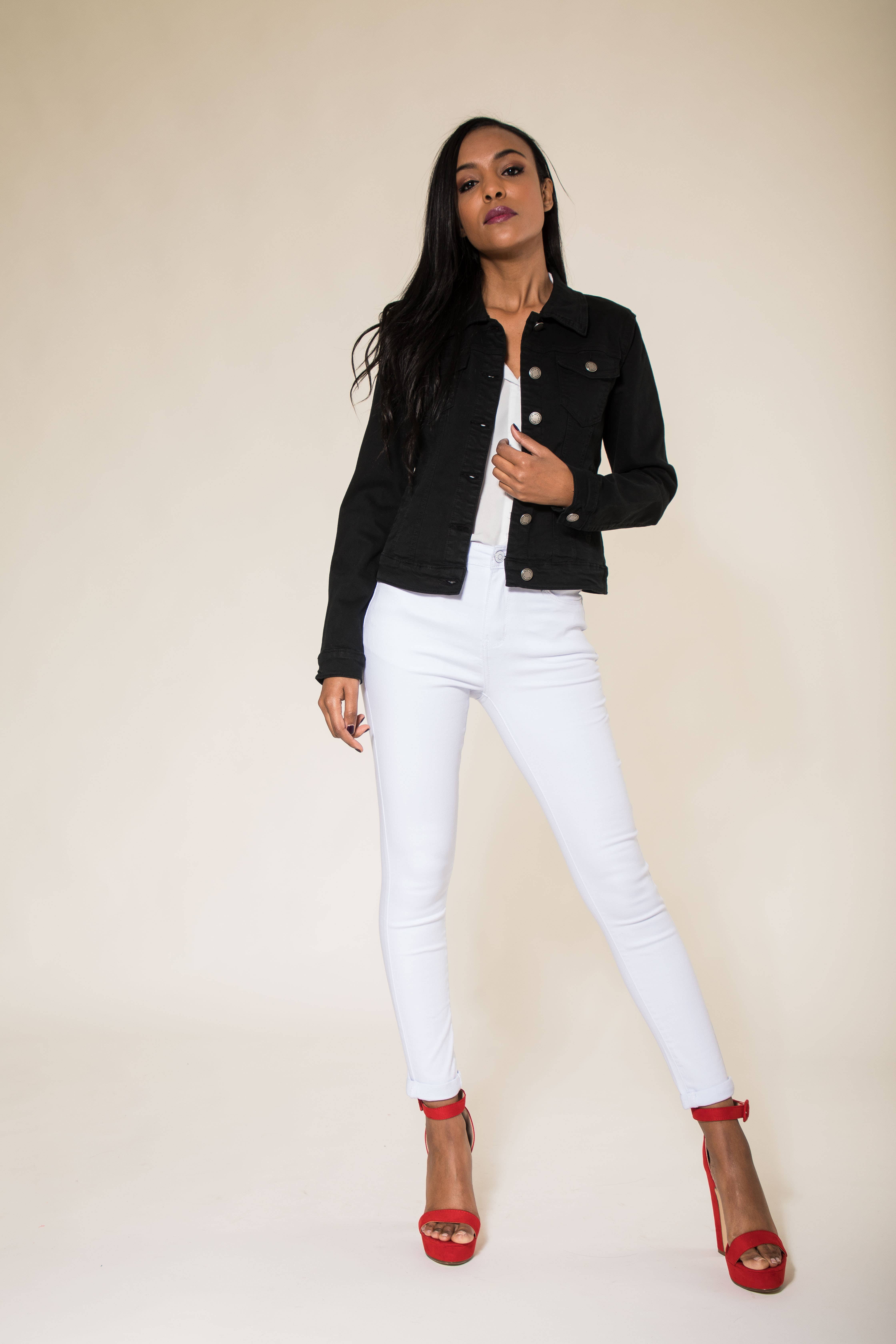 Nina Carter - Wholesale Jas - Dames - Stretch nauwsluitend jack kleur J212A56