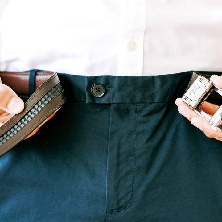 Kore Essentials – wholesale Belt – Men's – Express Gunmetal Buckle & Black Full Grain Leather Belt