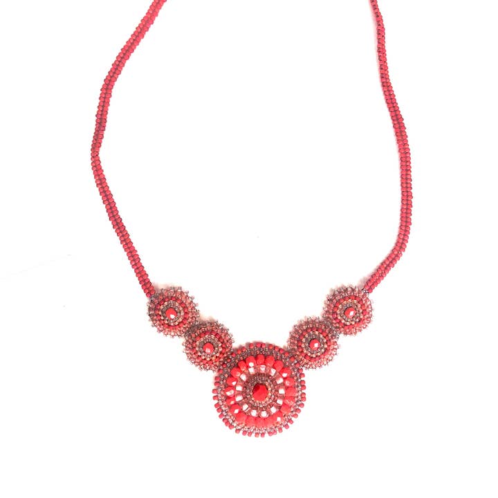 Collier de perles en forme de « V » — Pêche pour la vente par KVZ Designs