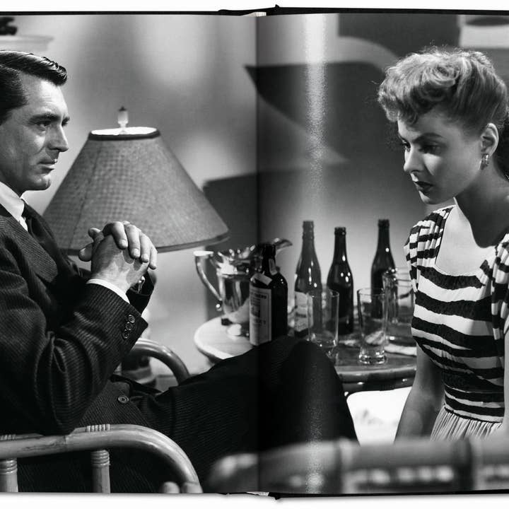 TASCHEN Europe - Wholesale Display Book - Alfred Hitchcock. The Complete Films (English)2