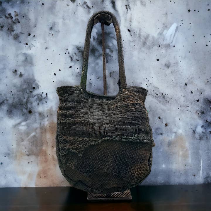 Borsa in capretto laserato modello Dani bag per la vendita all'ingrosso da parte di Brunocenere