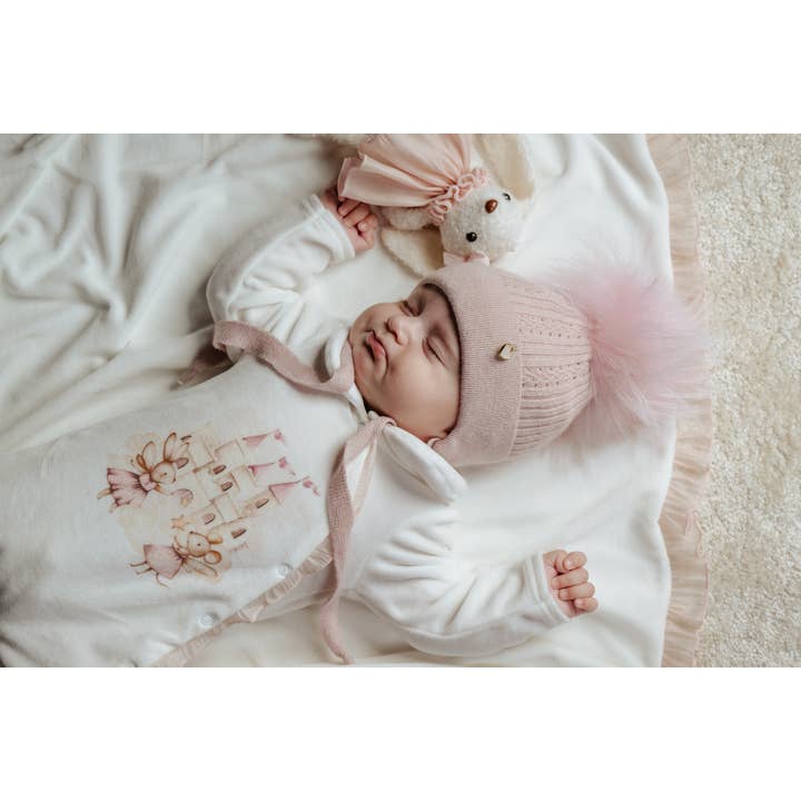 JAMIKS KIDS FASHION Sp. z o.o. Sp.k. - Wholesale Beanie - Kids - Girls’ Winter Hat with Pom-Pom Korina
5