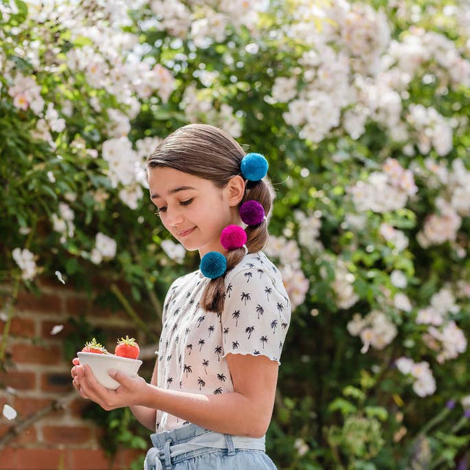 PomPom Galore – wholesale Hair tie – Pom Pom Hair Ties Magenta Set of 21