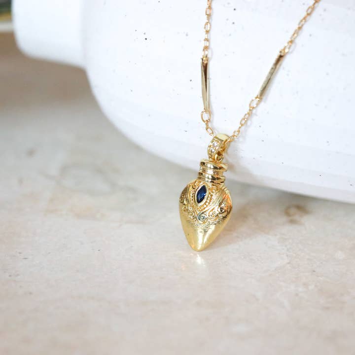 The Gilded Witch - Wholesale Pendant/Charm Necklace - Gold Plated Vintage Potion Elixir Charm Necklace: Witchy8