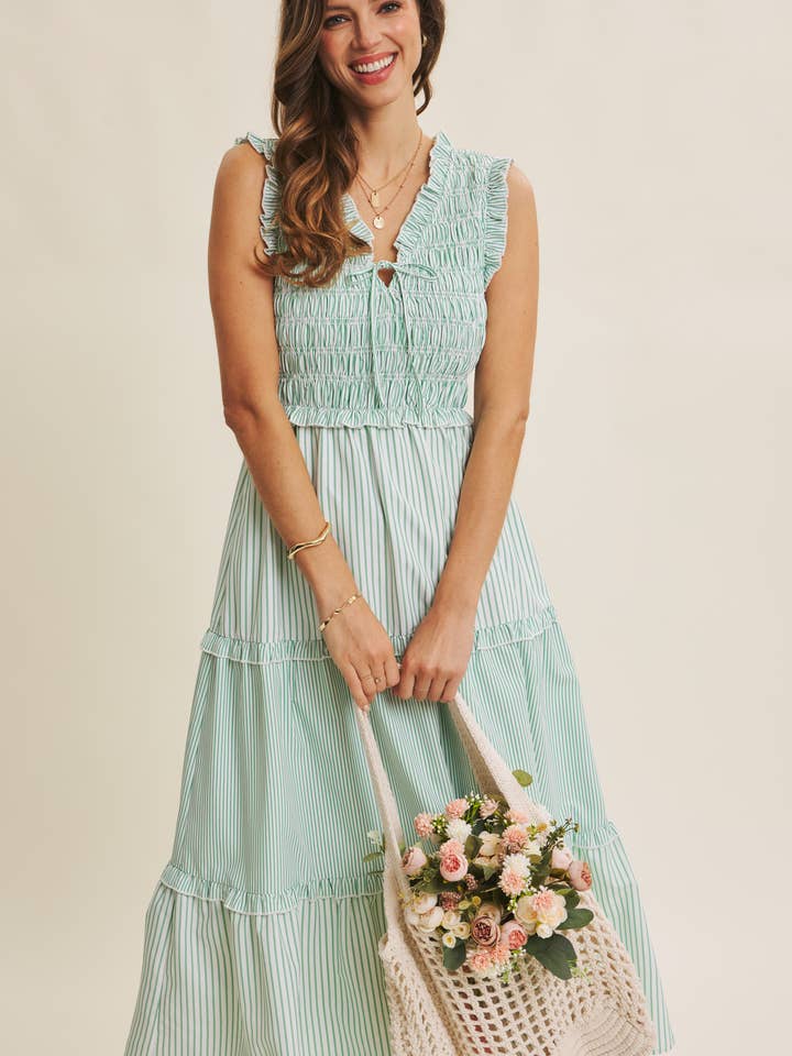 ØJEBLIKKELIG OPKVIKKENDE MØNSTRET STRIBET SMOCK MIDI KJOLE for engroshandel hos in february