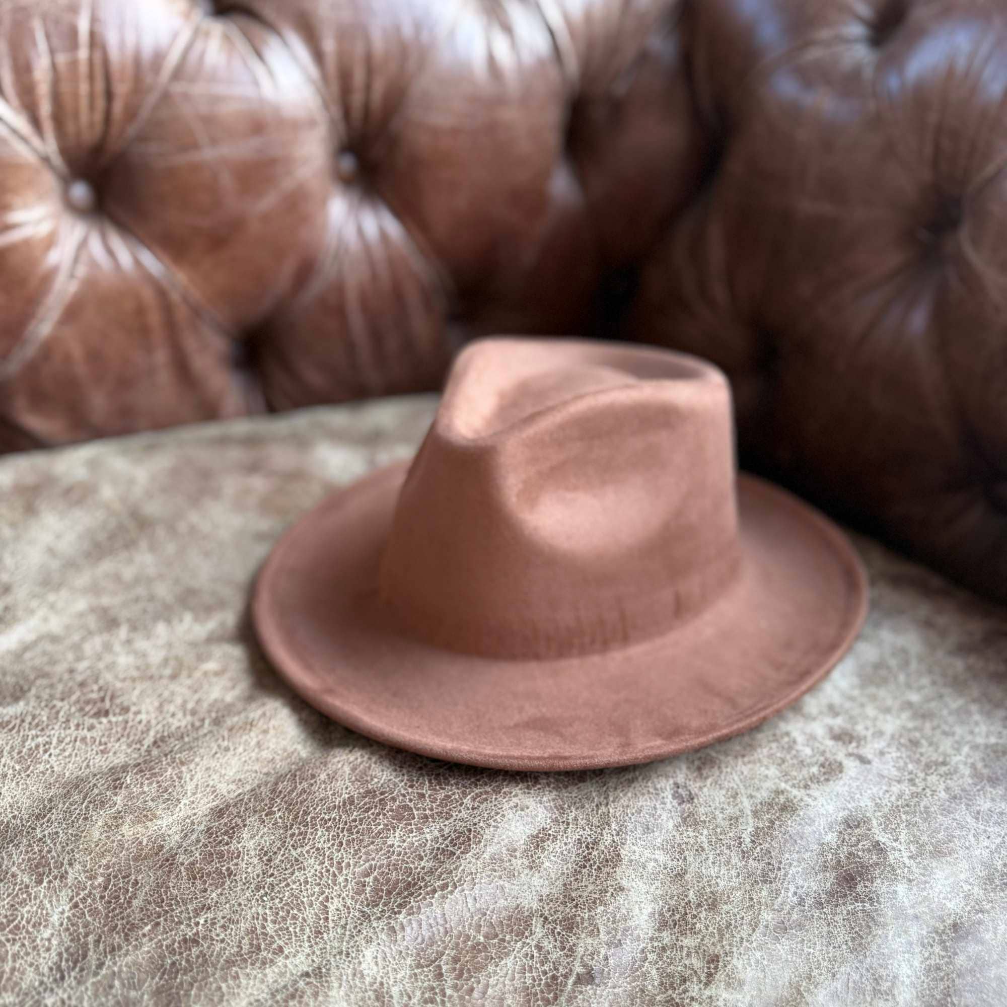 Queens INC – wholesale Fedora – Women’s – Stiff Short  Brim Rancher in  Suede Hat13