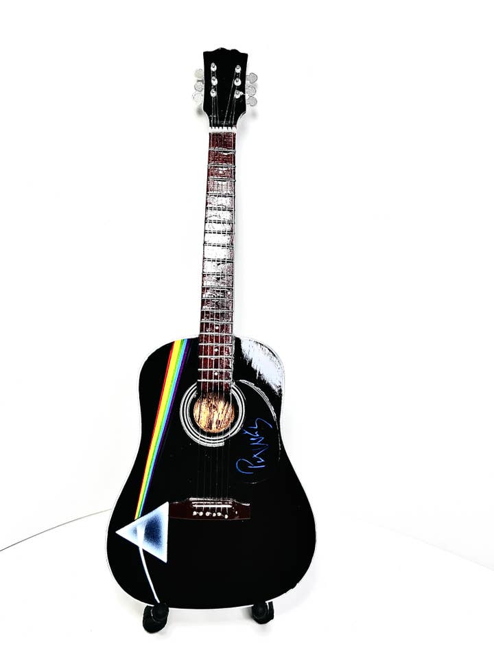 1:4 Scale Guitar - Type 4 for wholesale by Sweet Strings
