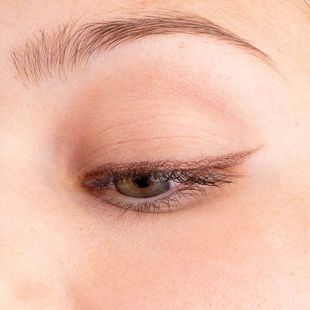 Panier Des Sens - Wholesale Eyeshadow - La Crique - Liquid Eyeshadow & Highlighter - Spicy Chocolate3