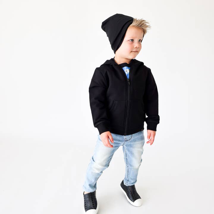 L&T- Uniseks muts van biologisch katoen -Jet Black voor wholesale door Lola & Taylor