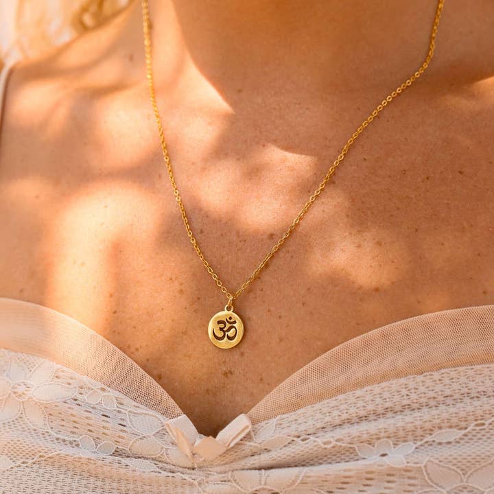 WJW - Wholesale Individual Charm/Pendant - 18K Gold PVD Stainless Steel "Om" Symbol Circle Pendant2