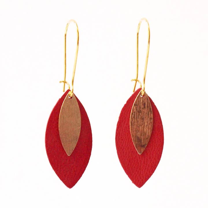 Boucles d'oreilles en cuir AVA for wholesale by "By Nat M."