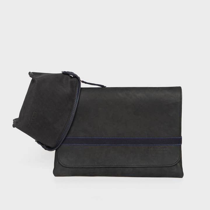 Koke Portable Cover+Toiletry Bag Kassim NA Pack for wholesale by LISA LEMPP